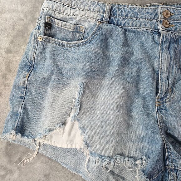 KanCan Womens Destroyed Denim Jean Shorts 2XL High Rise Frayed‎ Hem Y2K Casual - Picture 7 of 11